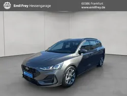 Magnetic metallic Gebraucht 2024 Ford Focus ST-Line Kombi | 26.350 € (Guter Preis)