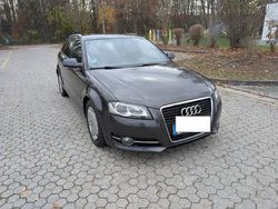 Grau Gebraucht 2011 Audi A3 Ambition Limousine | 6.750 € (Fairer Preis)