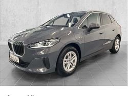 Grau Gebraucht 2022 BMW 225 Active Tourer Van / Kleinbus | 28.900 € (Guter Preis)