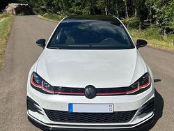 Weiß Gebraucht 2018 VW Golf GTI Limousine | 24.000 €