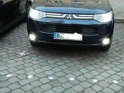 Blau Gebraucht 2013 Mitsubishi Outlander SUV | 12.000 € (Teuer)