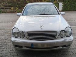 Silber Gebraucht 2000 Mercedes 240 Limousine | 1.500 € (Guter Preis)