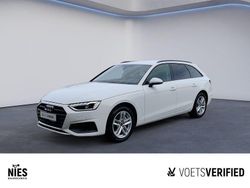 Arkonaweiß Gebraucht 2024 Audi A4 Kombi | 30.300 € (Fairer Preis)