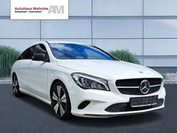 Weiß Gebraucht 2019 Mercedes CLA200 Shooting Brake Kombi | 19.000 € (Guter Preis)