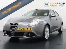 Grau Gebraucht 2013 Alfa Romeo Giulietta Business Kleinwagen | 6.495 € (Fairer Preis)