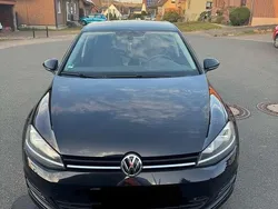 Schwarz Gebraucht 2014 VW Golf VII Comfortline Kleinwagen | 11.000 € (Fairer Preis)