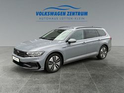 Grau Gebraucht 2021 VW Passat GTE Kombi | 17.990 € (Fairer Preis)