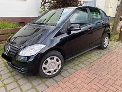 Schwarz Gebraucht 2011 Mercedes A160 Van / Kleinbus | 3.600 € (Fairer Preis)