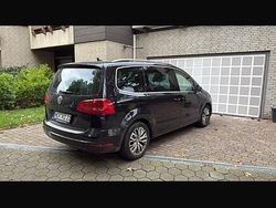 Blau Gebraucht 2011 VW Sharan Van / Kleinbus | 9.299 € (Fairer Preis)