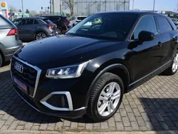 Brillantschwarz Gebraucht 2023 Audi Q2 Advanced SUV | 22.470 € (Guter Preis)