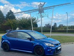 Blau Gebraucht 2009 Ford Focus RS Limousine | 31.600 €