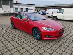 Red multicoat Gebraucht 2018 Tesla Model S Kleinwagen | 29.970 € (Guter Preis)