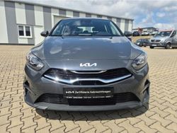 Pentametal met Gebraucht 2023 Kia Ceed Vision | 19.990 € (Fairer Preis)