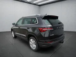 Schwarz Neu 2025 Skoda Karoq SUV | 39.899 € (Fairer Preis)