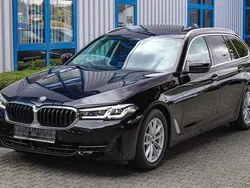 Schwarz ii/bonnet fluid black Gebraucht 2021 BMW 520 Kombi | 23.990 € (Fairer Preis)