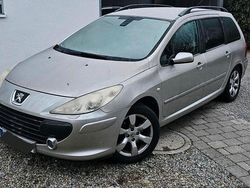 Grau Gebraucht 2006 Peugeot 307 Kombi | 1.700 € (Guter Preis)