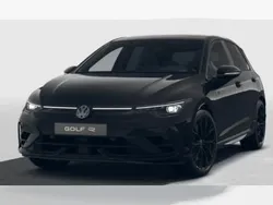 Schwarz (grenadillschwarz metallic) Neu 2025 VW Golf VIII Black Edition Limousine | 50.000 € (Fairer Preis)