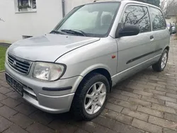 Grau Gebraucht 2003 Daihatsu Cuore Kleinwagen | 2.599 € (Etwas zu teuer)