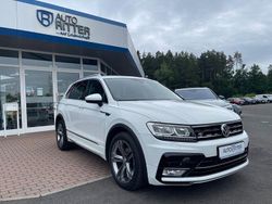 Pure white (metallic) Gebraucht 2016 VW Tiguan Highline SUV | 22.990 € (Teuer)