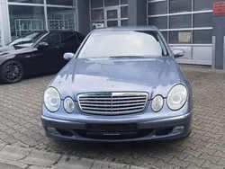 Blau Gebraucht 2004 Mercedes E200 Limousine | 2.500 € (Superpreis)