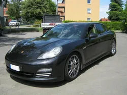 Schwarz Gebraucht 2010 Porsche Panamera Limousine | 20.850 €
