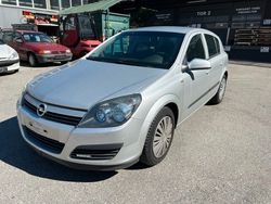 Silber Gebraucht 2004 Opel Astra Enjoy Limousine | 1.999 € (Guter Preis)
