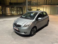 Silber Gebraucht 2007 Toyota Yaris Limousine | 3.500 € (Superpreis)