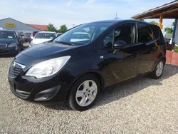Schwarz Gebraucht 2011 Opel Meriva Design Edition Van / Kleinbus | 3.000 € (Fairer Preis)