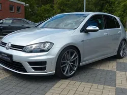Reflexsilber metallic Gebraucht 2016 VW Golf VII Business Limousine | 23.990 € (Fairer Preis)