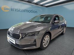 Grau Gebraucht 2024 Skoda Octavia Kombi | 32.149 € (Fairer Preis)