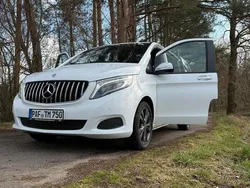 Weiß Gebraucht 2015 Mercedes V250 Edition Van / Kleinbus | 25.100 € (Guter Preis)