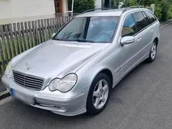 Grau Gebraucht 2003 Mercedes C180 Avantgarde Kombi | 2.400 € (Fairer Preis)