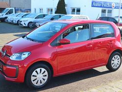 Rot Gebraucht 2021 VW up! Kleinwagen | 9.999 € (Guter Preis)