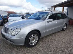 Silber Gebraucht 2004 Mercedes E220 Classic Kombi | 950 € (Fairer Preis)