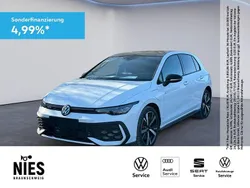 Pure white Gebraucht 2025 VW Golf VIII GTE Limousine | 44.980 € (Superpreis)