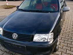 Schwarz Gebraucht 2000 VW Polo Kleinwagen | 1.200 € (Fairer Preis)