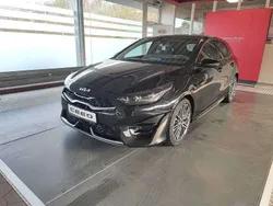 Zilinaschwarz Neu 2025 Kia Ceed Limousine | 31.888 € (Teuer)