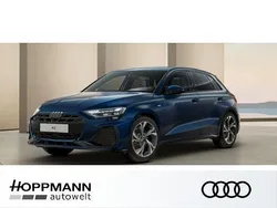 Blau Neu 2025 Audi A3 Sportback e-tron S-Line Limousine | 51.490 € (Teuer)