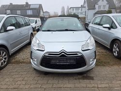 Schwarz Gebraucht 2011 Citroën DS3 Sport Chic | 2.700 € (Fairer Preis)
