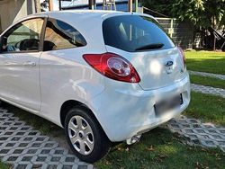 Weiß Gebraucht 2009 Ford Ka Kleinwagen | 2.500 € (Fairer Preis)