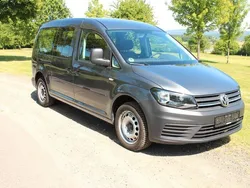 Grau Gebraucht 2016 VW Caddy Maxi Van / Kleinbus | 18.500 € (Etwas zu teuer)