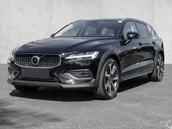Schwarz Gebraucht 2023 Volvo V60 CC Ultimate Kombi | 42.649 € (Guter Preis)