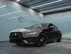 Schwarz Gebraucht 2023 Jaguar XE R-Dynamic Limousine | 46.680 €