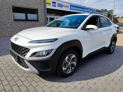 Atlas white / sol Gebraucht 2022 Hyundai Kona Prime SUV | 19.890 € (Superpreis)