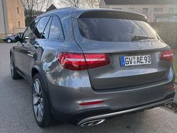 Grau Gebraucht 2018 Mercedes GLC43 AMG AMG SUV | 33.200 € (Fairer Preis)
