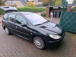 Schwarz Gebraucht 2002 Peugeot 206 Kombi | 1.380 € (Fairer Preis)