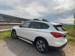 Weiß Gebraucht 2016 BMW X1 SUV | 14.000 € (Teuer)