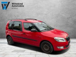 Rot Gebraucht 2014 Skoda Roomster Plus Edition Van / Kleinbus | 4.999 € (Fairer Preis)