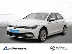 Weiß Gebraucht 2023 VW Golf VIII Style Limousine | 21.729 € (Guter Preis)