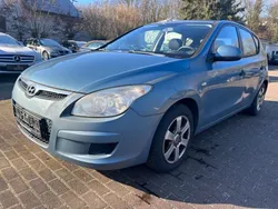 Blau Gebraucht 2009 Hyundai i30 Comfort Limousine | 2.290 € (Superpreis)